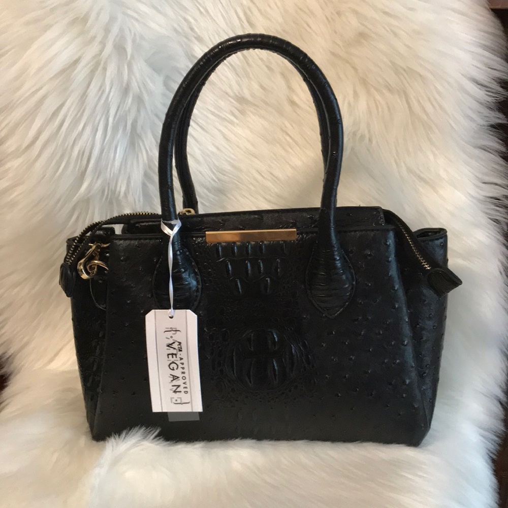 PARK AVE COLLECTION PETA-APPROVED VEGAN LEATHER BG